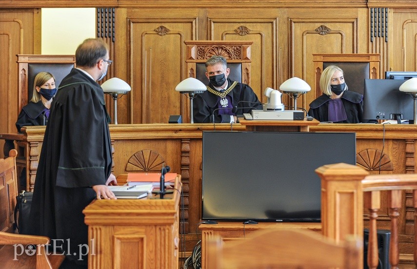 Sąd w Elblągu zajmuje się śmiertelnym postrzeleniem na polowaniu zdjęcie nr 227234