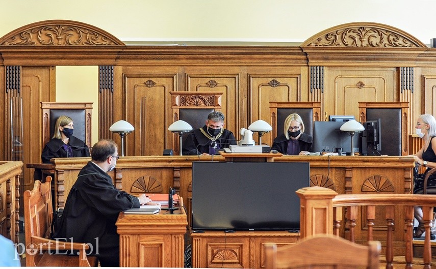 Sąd w Elblągu zajmuje się śmiertelnym postrzeleniem na polowaniu zdjęcie nr 227232