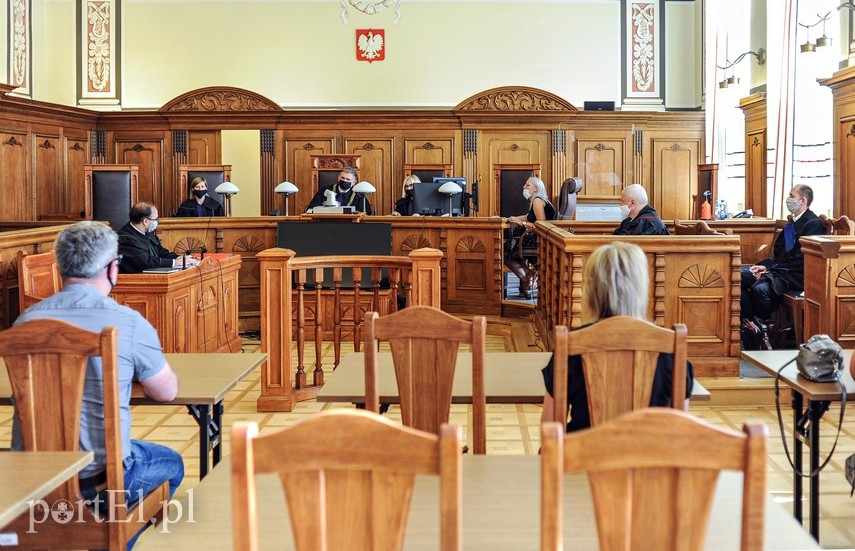 Sąd w Elblągu zajmuje się śmiertelnym postrzeleniem na polowaniu zdjęcie nr 227233
