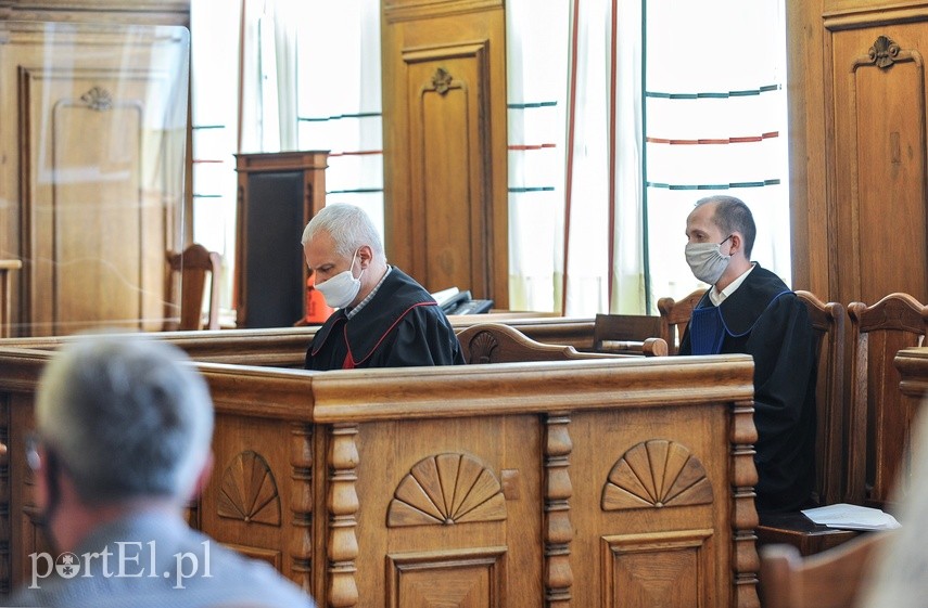 Sąd w Elblągu zajmuje się śmiertelnym postrzeleniem na polowaniu zdjęcie nr 227230