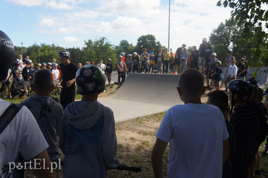 Hulajnogowe show w skateparku zdjęcie nr 227362