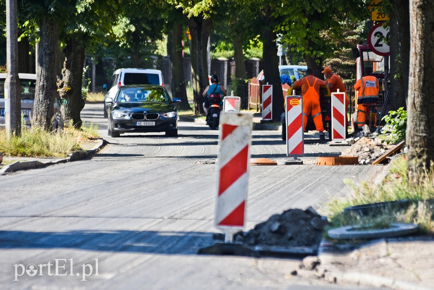 Progów nie ma, wolniej pojedziesz w nocy zdjęcie nr 228038