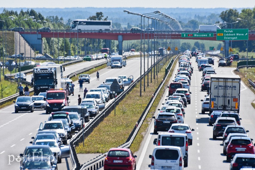 Wypadek na trasie S7. Są utrudnienia w ruchu zdjęcie nr 228156