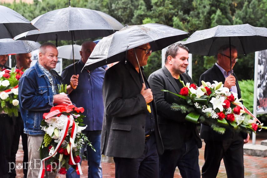 Elblążanie pamiętają o Porozumieniach Sierpniowych zdjęcie nr 228945