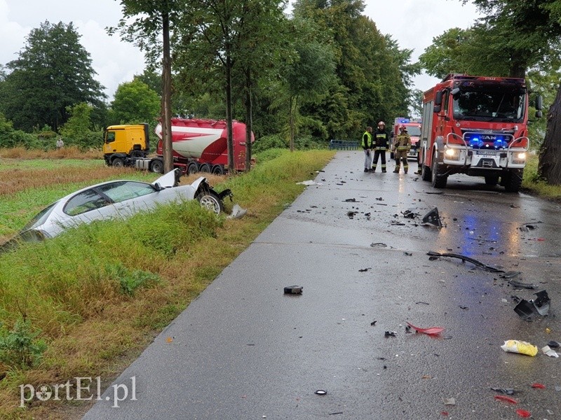 Zderzenie trzech pojazdów w powiecie braniewskim zdjęcie nr 229188