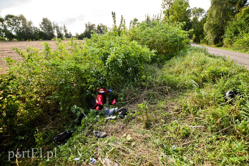 Czołówka skutera z ciężarówką w Różanach zdjęcie nr 230243