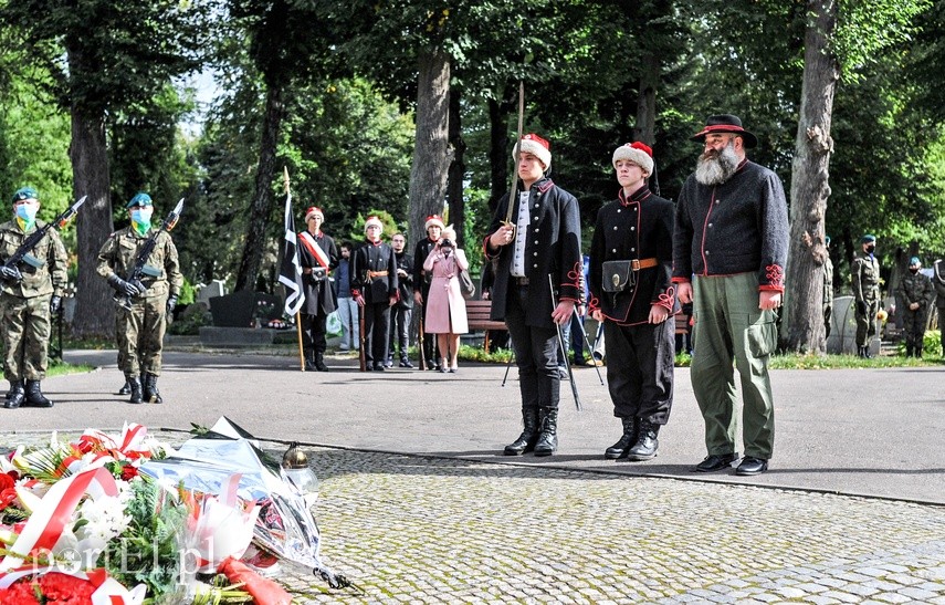 "Mimo brutalnych represji zachowali polskość" zdjęcie nr 230294