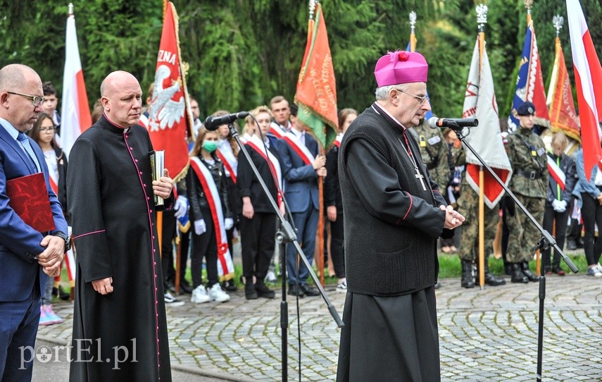 "Mimo brutalnych represji zachowali polskość" zdjęcie nr 230267