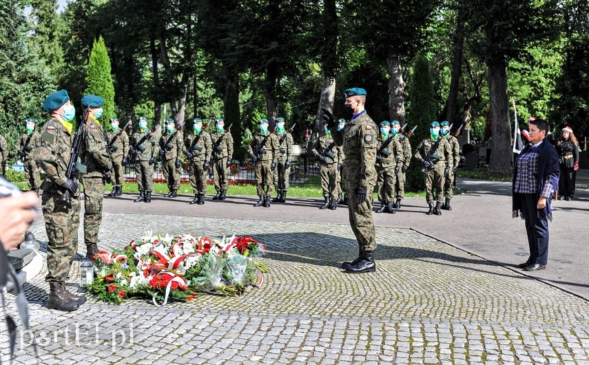 "Mimo brutalnych represji zachowali polskość" zdjęcie nr 230283