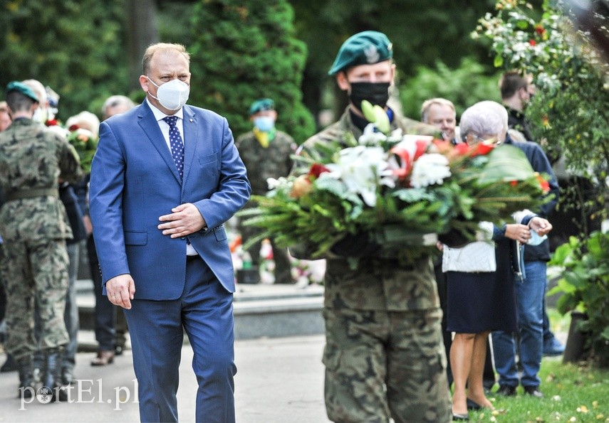 "Mimo brutalnych represji zachowali polskość" zdjęcie nr 230273