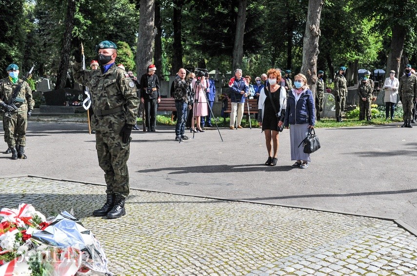 "Mimo brutalnych represji zachowali polskość" zdjęcie nr 230293