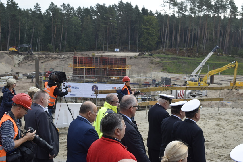 Trwa budowa mostów nad przekopem. Dzisiaj wmurowano kamień węgielny zdjęcie nr 230794