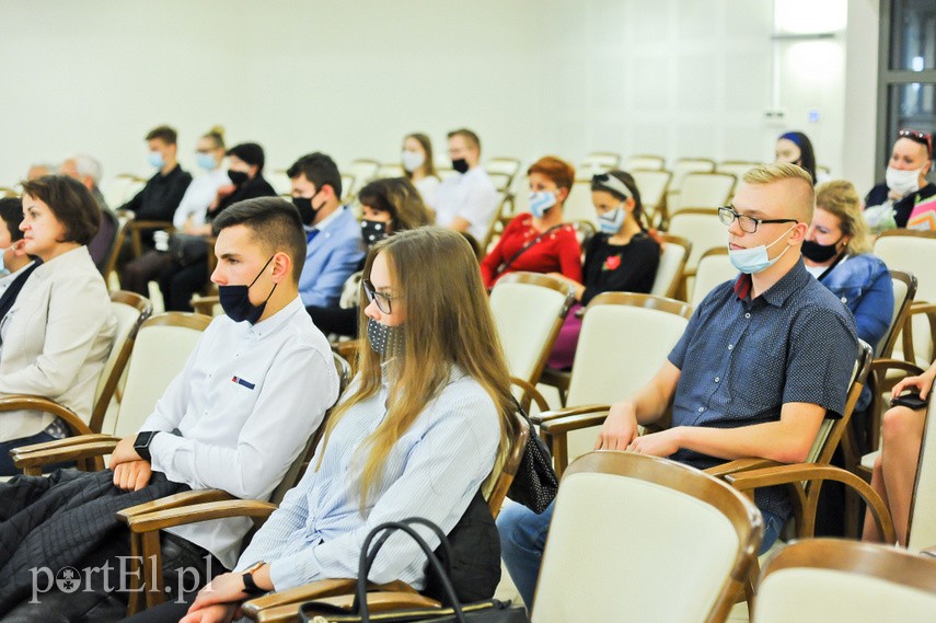 Poznaliśmy stypendystów Fundacji Elbląg zdjęcie nr 230957