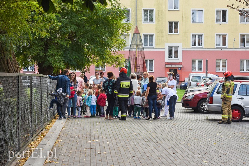 Ewakuacja przedszkola nr 10 zdjęcie nr 231049