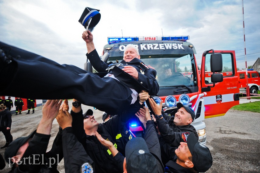 Nowy wóz dla strażaków z Krzewska zdjęcie nr 231153