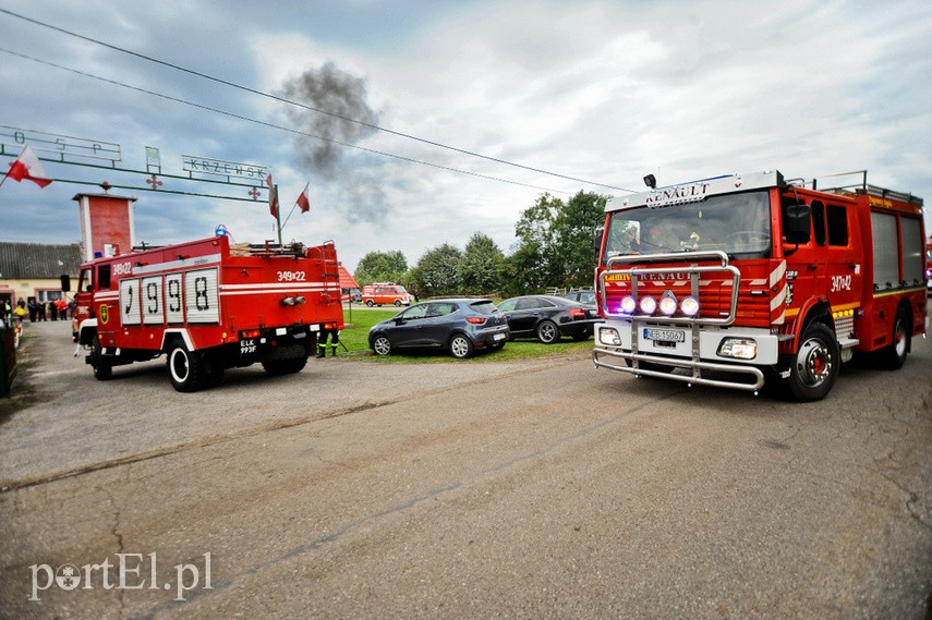 Nowy wóz dla strażaków z Krzewska zdjęcie nr 231124