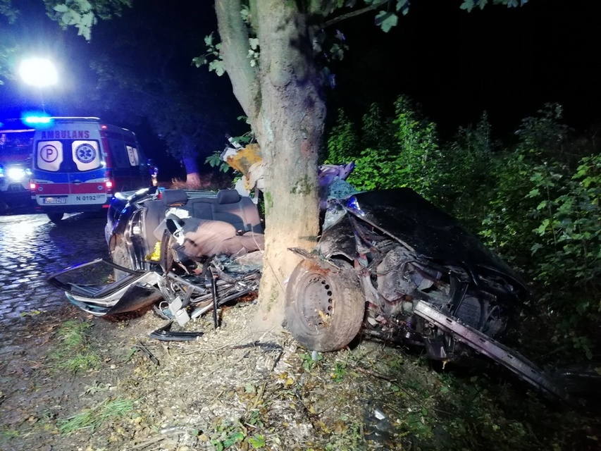 Tragedia pod Braniewem. Nie żyje 18-latek zdjęcie nr 231499