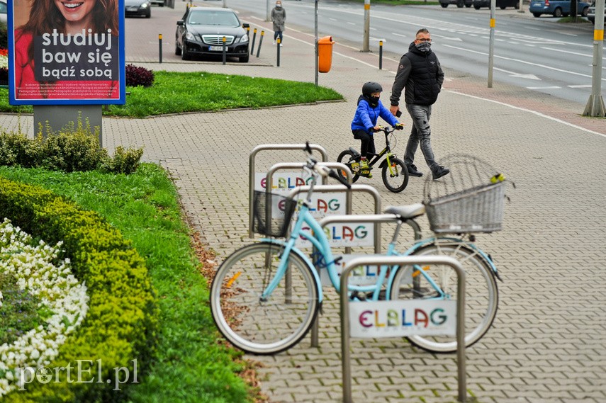 Ponad dwadzieścia mandatów za brak maseczek zdjęcie nr 231546