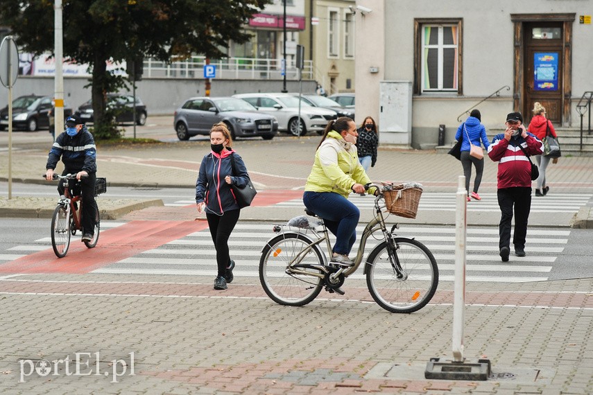 Ponad dwadzieścia mandatów za brak maseczek zdjęcie nr 231541