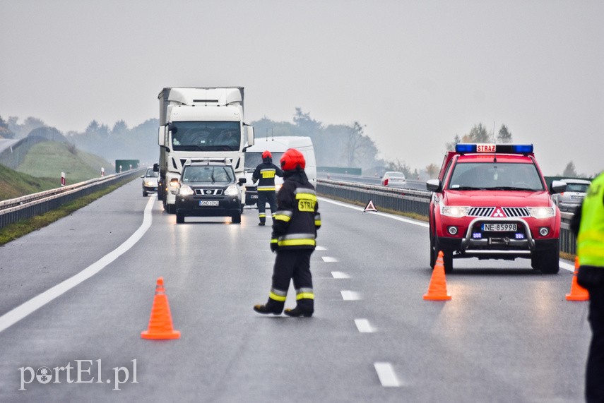 Kolizja bmw z dostawczym fordem zdjęcie nr 231805