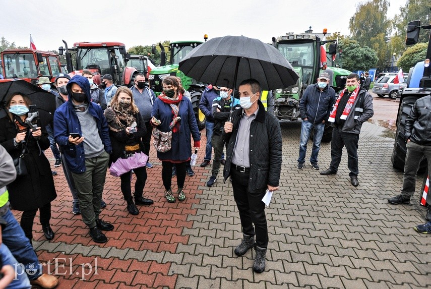 Rolniczy protest w Elblągu. "Nie" dla "piątki Kaczyńskiego" zdjęcie nr 231834