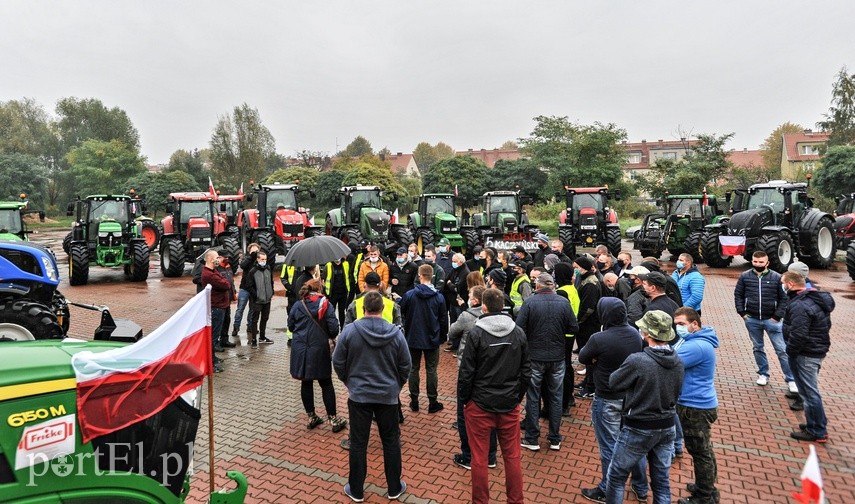 Rolniczy protest w Elblągu. "Nie" dla "piątki Kaczyńskiego" zdjęcie nr 231819