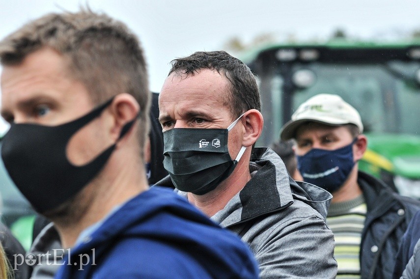 Rolniczy protest w Elblągu. "Nie" dla "piątki Kaczyńskiego" zdjęcie nr 231826