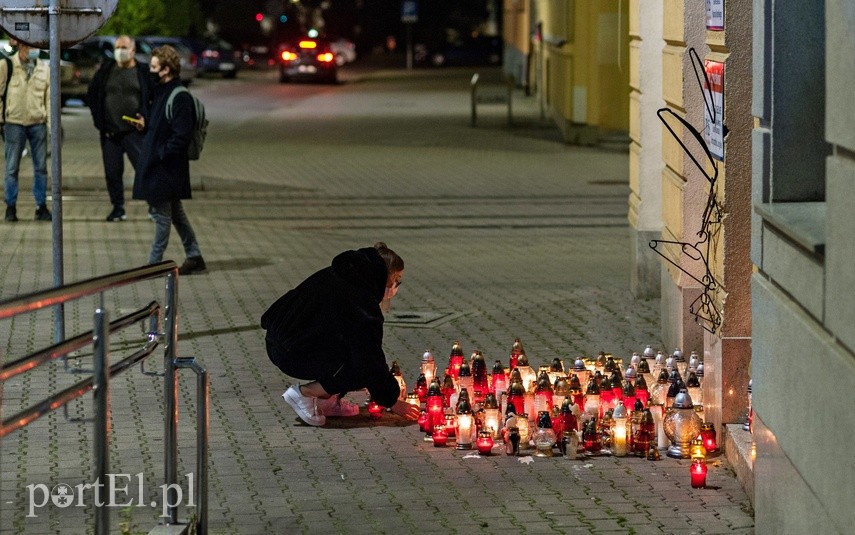 #Piekłokobiet. Policjanci utrudniałi protestowanie zdjęcie nr 232045