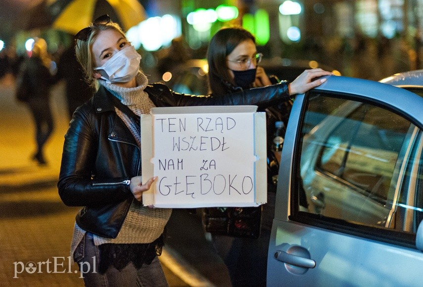 Elblążanie znów wyszli na ulice."Solidarność naszą bronią" zdjęcie nr 232246