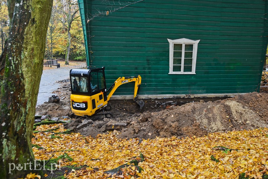 Rozpoczął się remont muszli w Bażantarni zdjęcie nr 232429