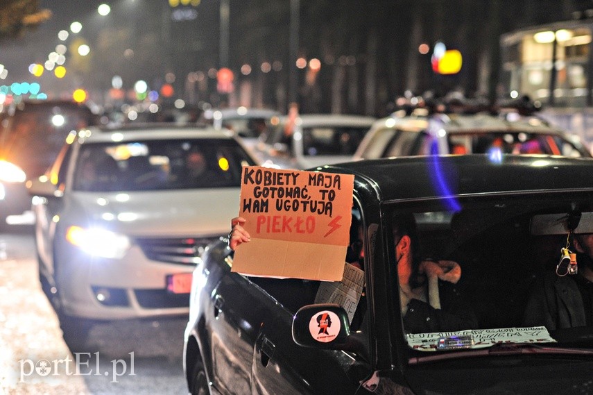 "No woman, no kraj". Kolejne protesty w Elblągu zdjęcie nr 232481