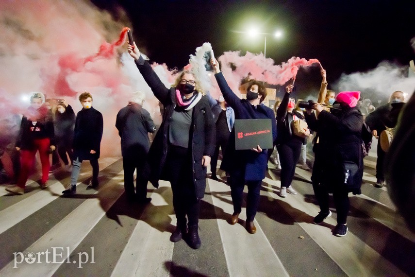Kolejny protest w Elblągu, tym razem z udziałem Marty Lempart zdjęcie nr 232692