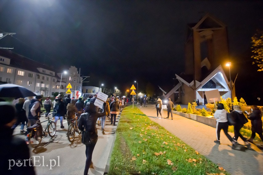 Kolejny protest w Elblągu, tym razem z udziałem Marty Lempart zdjęcie nr 232706