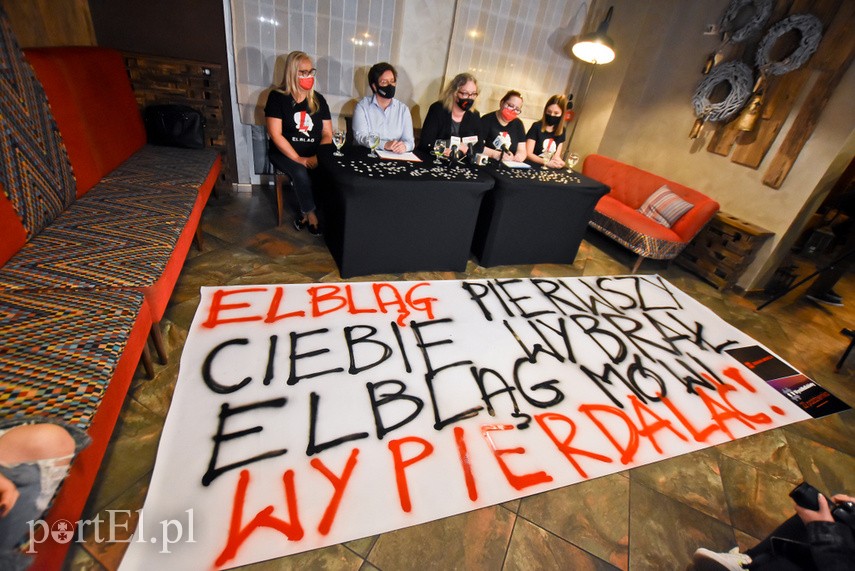 Kolejny protest w Elblągu, tym razem z udziałem Marty Lempart zdjęcie nr 232637