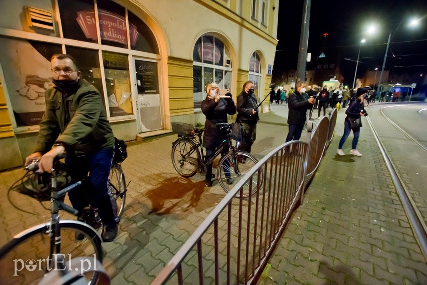 Kolejny protest w Elblągu, tym razem z udziałem Marty Lempart zdjęcie nr 232688