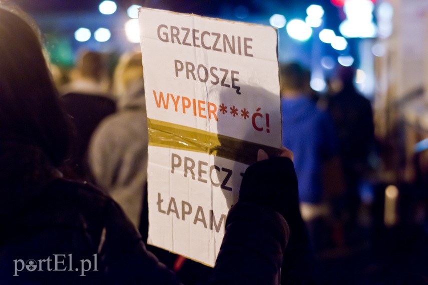 Kolejny protest w Elblągu, tym razem z udziałem Marty Lempart zdjęcie nr 232679