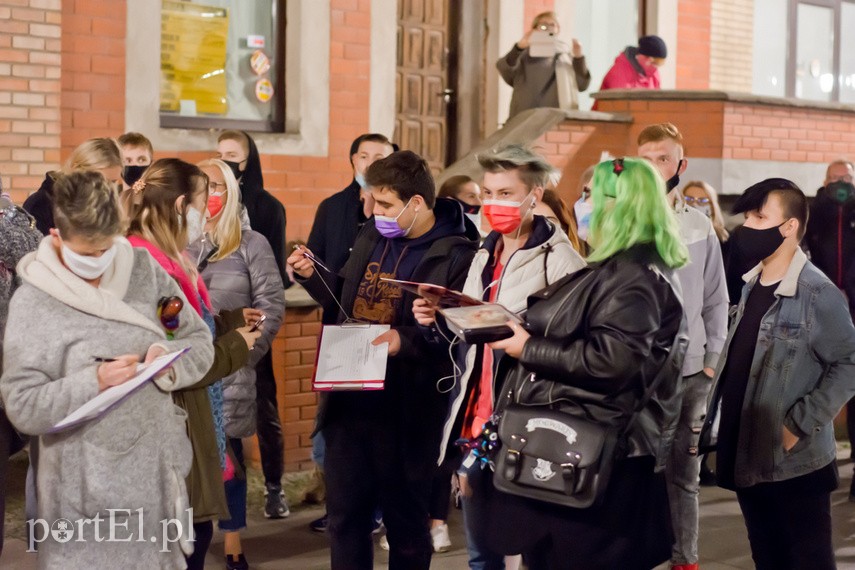 Kolejny protest w Elblągu, tym razem z udziałem Marty Lempart zdjęcie nr 232650