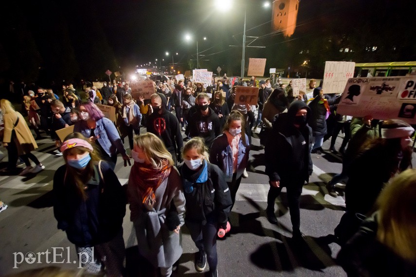 Kolejny protest w Elblągu, tym razem z udziałem Marty Lempart zdjęcie nr 232700