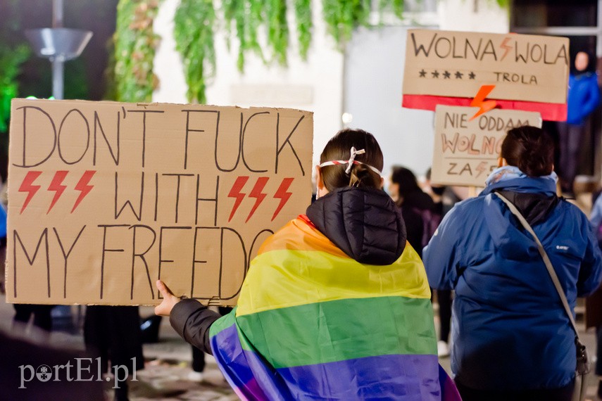 Kolejny protest w Elblągu, tym razem z udziałem Marty Lempart zdjęcie nr 232660