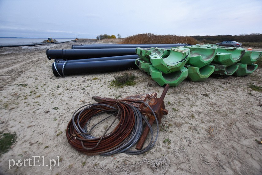 Poszerzają plażę w Kadynach zdjęcie nr 232711