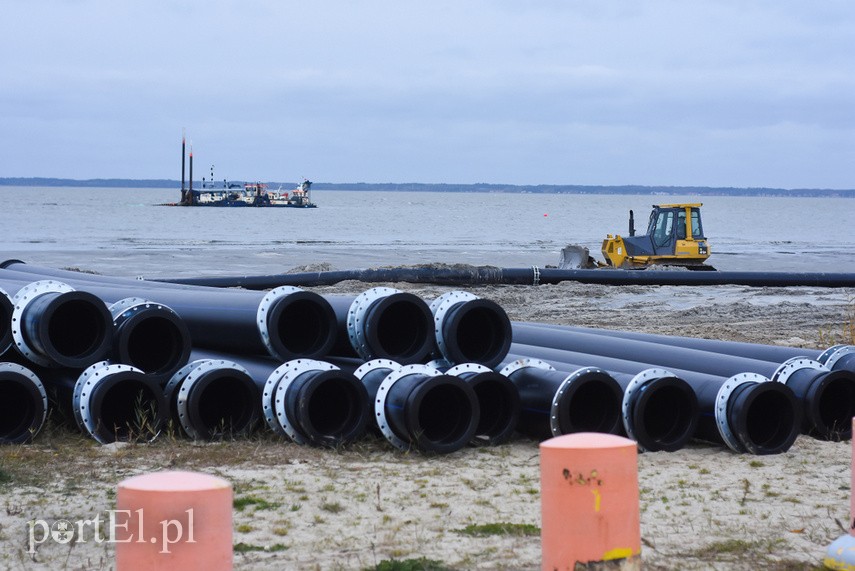 Poszerzają plażę w Kadynach zdjęcie nr 232709