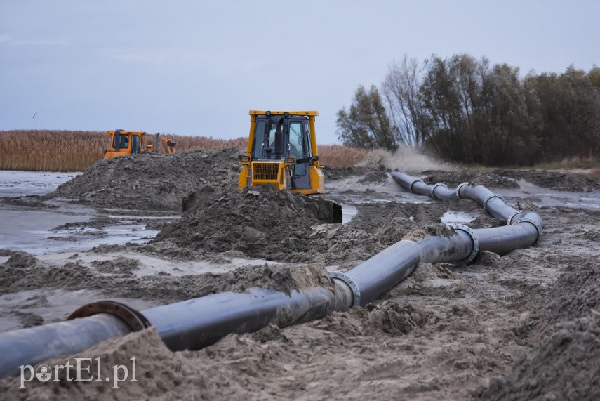 Poszerzają plażę w Kadynach zdjęcie nr 232714