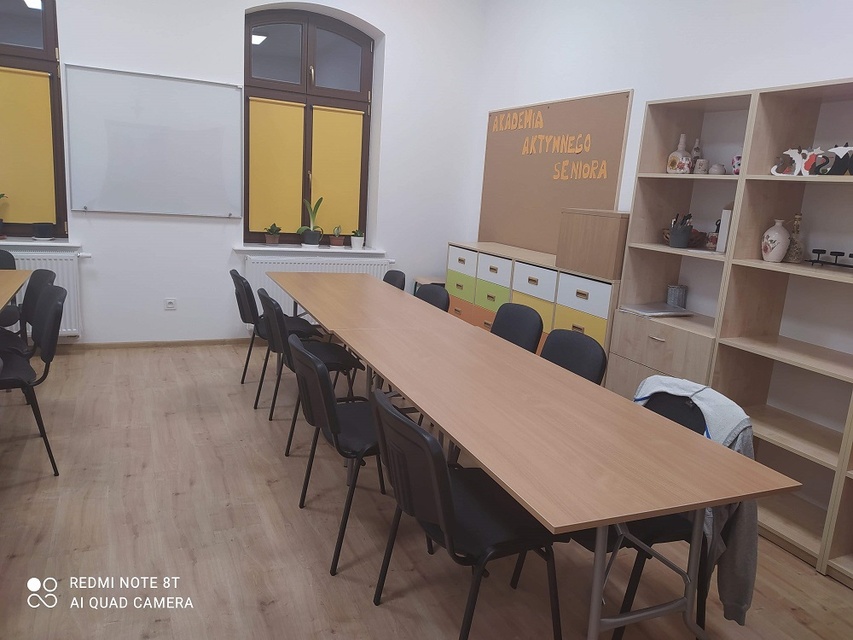 Przyjazny krąg dla dzieci, młodzieży i seniorów zdjęcie nr 234070