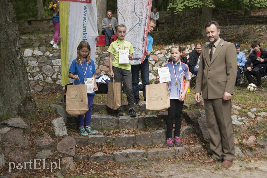 Spartakiada elbląskich szkół podstawowych i ponadpodstawowych w biegu na orientację  zdjęcie nr 234098