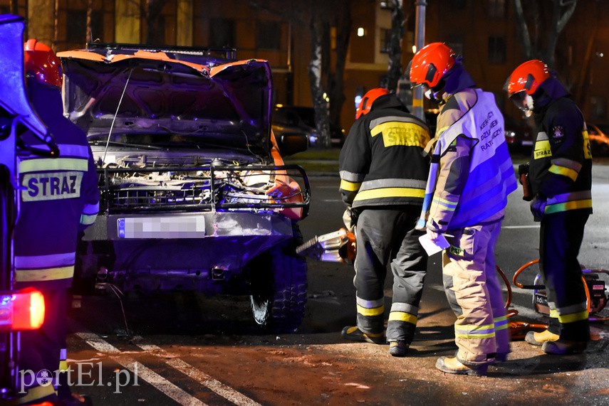 Kolizja audi z oplem na skrzyżowaniu ul. Wigilijnej z ul. Rycerską zdjęcie nr 234507