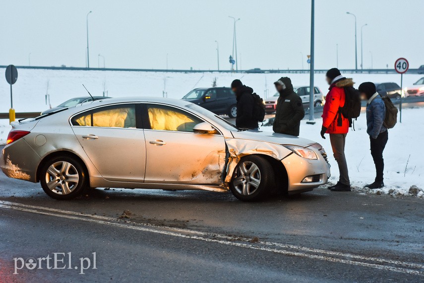 Toyota i jeep w rowie zdjęcie nr 234852