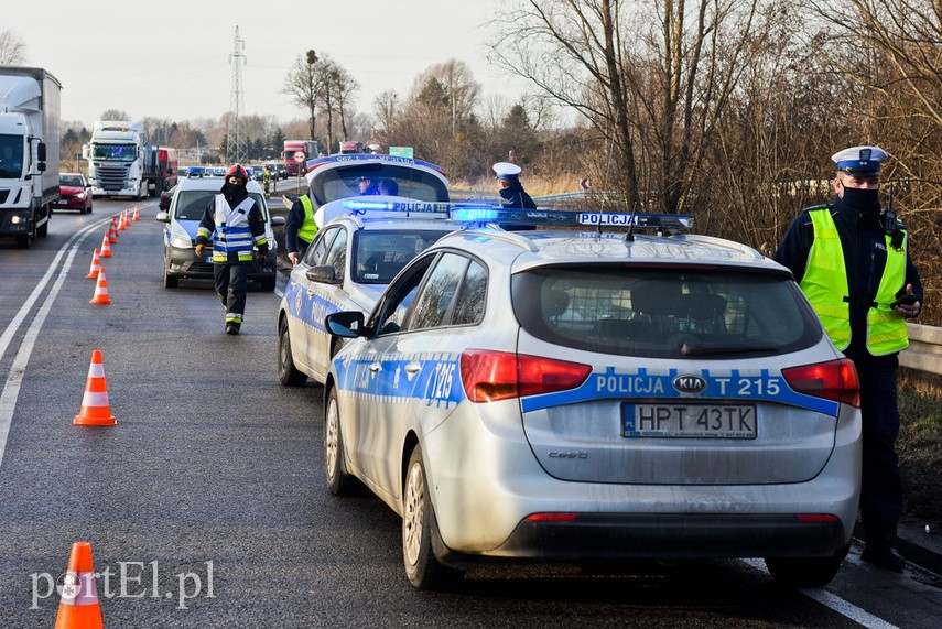 22-latek spowodował wypadek, będąc pod wpływem narkotyków i bez prawa jazdy zdjęcie nr 234976