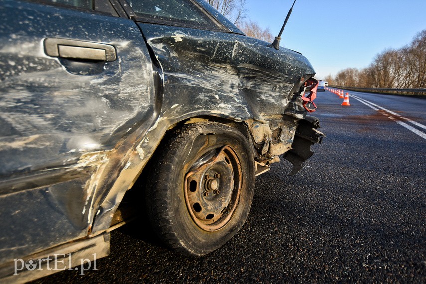 22-latek spowodował wypadek, będąc pod wpływem narkotyków i bez prawa jazdy zdjęcie nr 234981