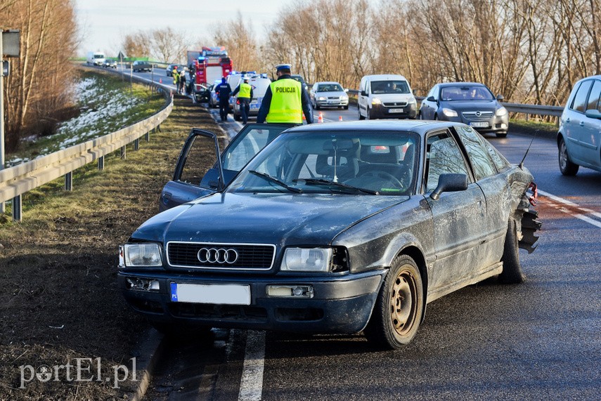 22-latek spowodował wypadek, będąc pod wpływem narkotyków i bez prawa jazdy zdjęcie nr 234969