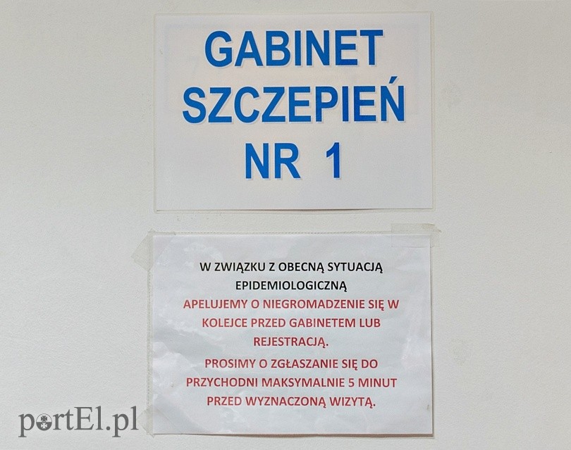 Jak szczepią się 80-latkowie zdjęcie nr 235132